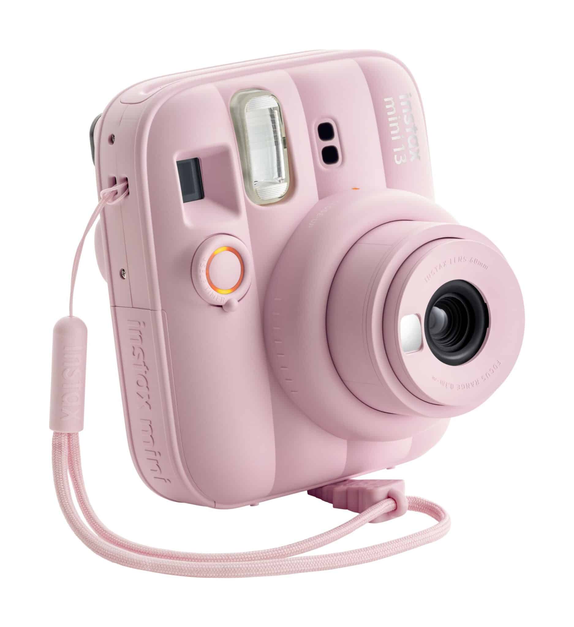 online and social-instax mini 13_CANDY PINK_basic promotional image_08